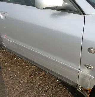 Audi A4 B5 Tür nur Türblatt vorn rechts Beifahrertür grau silber LY7M Kombi Limo - Bild 5