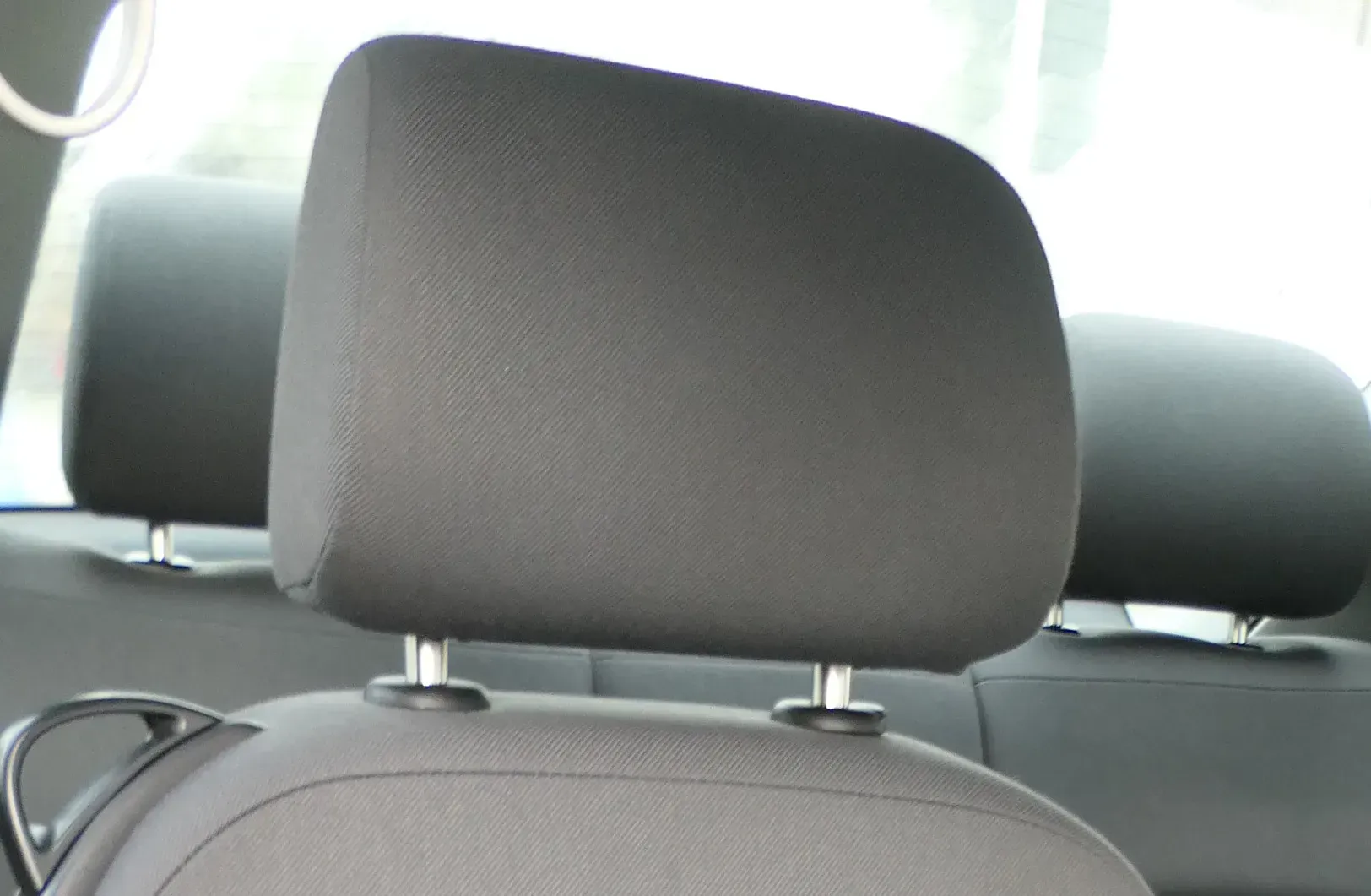 1x VW Beetle 9C Kopfstütze vorne vorn anthrazit Style - Bild 1