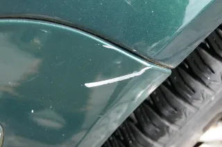 VW Bora Stoßstange vorne Frontstoßstange Stoßfänger vorn grün LC6M SWR - Bild 3