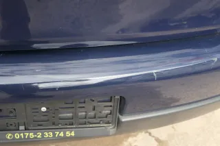VW Golf 5 1K Limousine Stoßstange hinten Heckstoßstange blau LA5G - Bild 6