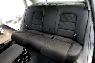 Audi A4 8K B8 Sitz Rückbank Rücksitzbank hinten 3-Punkt-Gurt schwarz soul - Bild 3