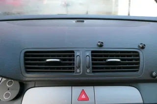 VW Passat 3C Lüftungsdüse Düse Lüftung vorne mitte mittig 3C1819728E /F - Bild 2