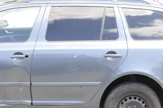 Skoda Octavia 1Z Kombi Tür hinten links grau LF7V (ohneAnbauteile) - Bild 1