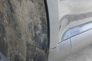 VW Touareg 7L Kotflügel vorne links grau LD7U original - Bild 4