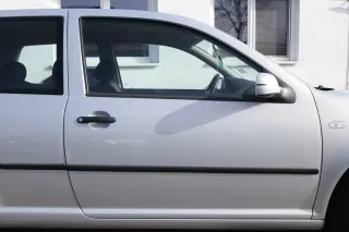 VW Golf 4 Tür vorne rechts Beifaahrertür 2/3-Türer silber grau LB7Z ohneAnbaute - Bild 1