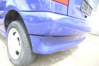 VW Polo 6N Stoßstange hinten 2-geteilte Heckstoßstange LD5D blau Stoßfänger - Bild 3