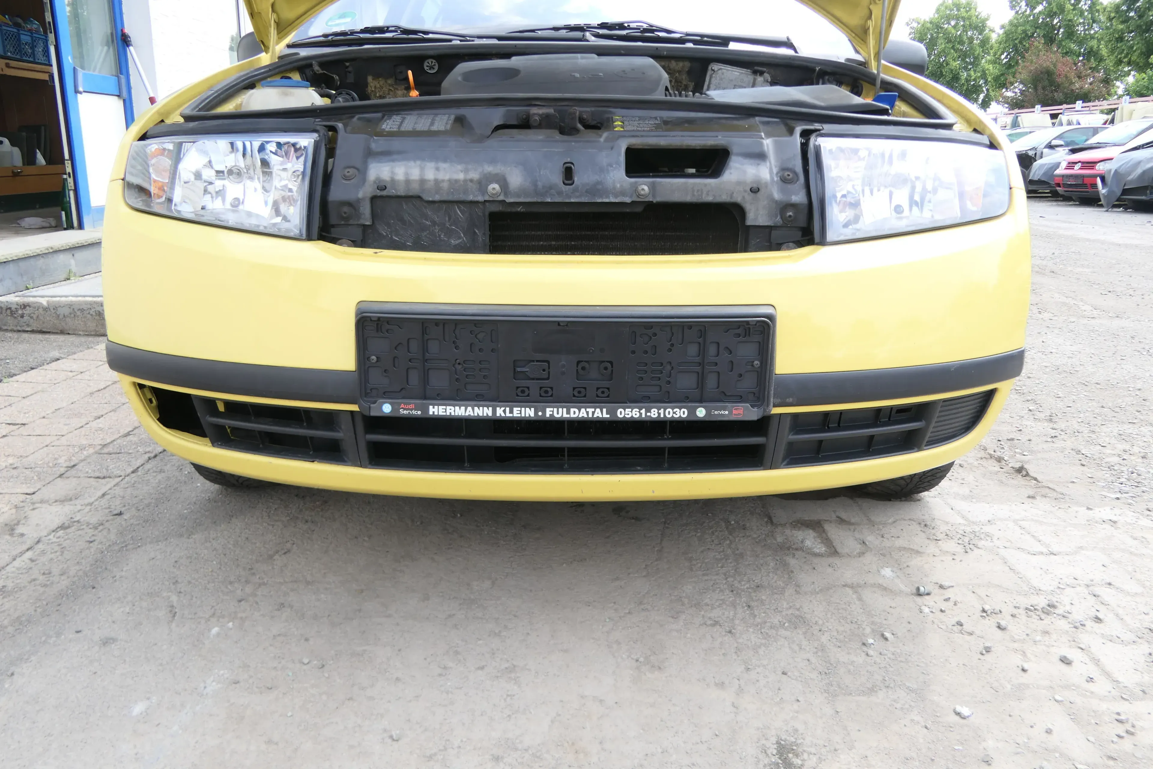 Skoda Fabia 6Y Stoßstange Stoßfänger vorne gelb LF1R 2000-2004 - Bild 1