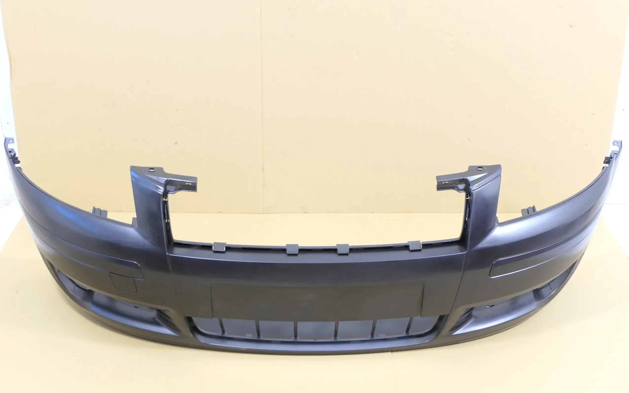 Audi A3 8P Stoßstange Frontstoßstange Stoßfänger vorne grau nur 2/3-Türer - Bild 1