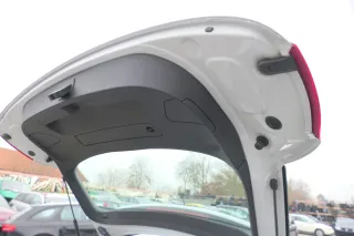 Audi A1 8X Abdeckung Verkleidung Kofferraum hinten unten Heckklappe Deckel - Bild 2