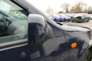 VW Golf 4 Bora manueller Spiegel vorne rechts Außenspiegel blau LA5G - Bild 3