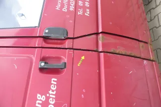 T4 Transporter Tür rechts Schiebetür Multivan Caravelle rot LK3A - Bild 9