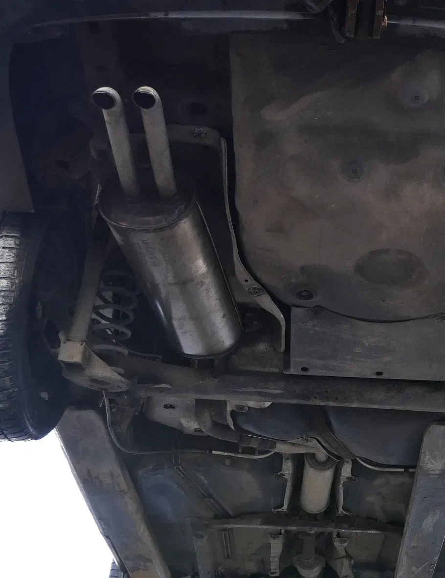 Golf 4 Bora Auspuff Endtopf + Mitteltopf 1,6 16V BCB AZD ATN AUS Variant Kombi - Bild 1