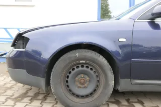 Audi A6 4B Kotflügel vorne links blau LZ5T (bis ca.Mitte 2001passend) - ROST - Bild 1