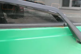 VW T4 Transporter Heckklappe Klappe hinten Kofferraumklappe grün Polizei Scheibe - Bild 10