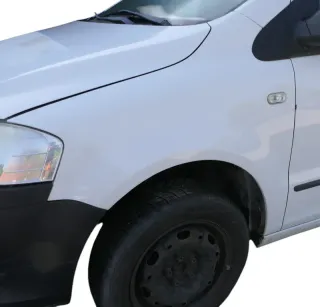 VW Fox Kotflügel vorne links weiß LB9A - Bild 2