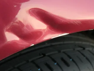 Audi A6 4B Kotflügel vorne links rot LZ3L (bis ca.Mitte 2001 passend   - DELLE - Bild 9