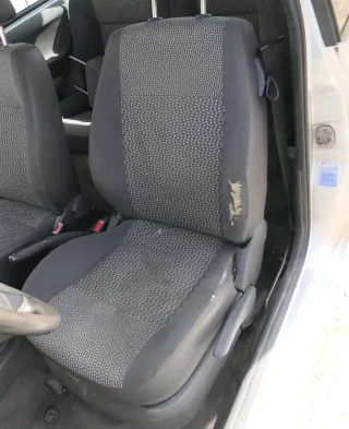 Seat Arosa VW Lupo Sitz vorn links Fahrersitz Höhenverstellung schwarz dunkel - Bild 1