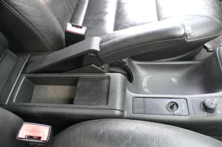 Audi A6 4B Handbremse Feststellbremse schwarz Leder Verkleidung Abdeckung - Bild 3