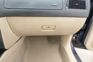 VW Golf 4 Bora Deckel Klappe für Handschuhfach Handschuhfachdeckel beige - Bild 1