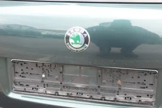 Skoda Fabia 6Y6 Schrägheck Heckklappe Kofferraumklappe Klappe hinten grün 9572 - Bild 4