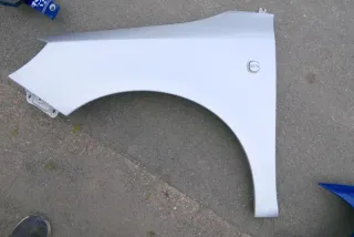 Skoda Fabia 5J Kotflügel vorne links silber grau 9102 LF7T auch Kombi - Bild 1