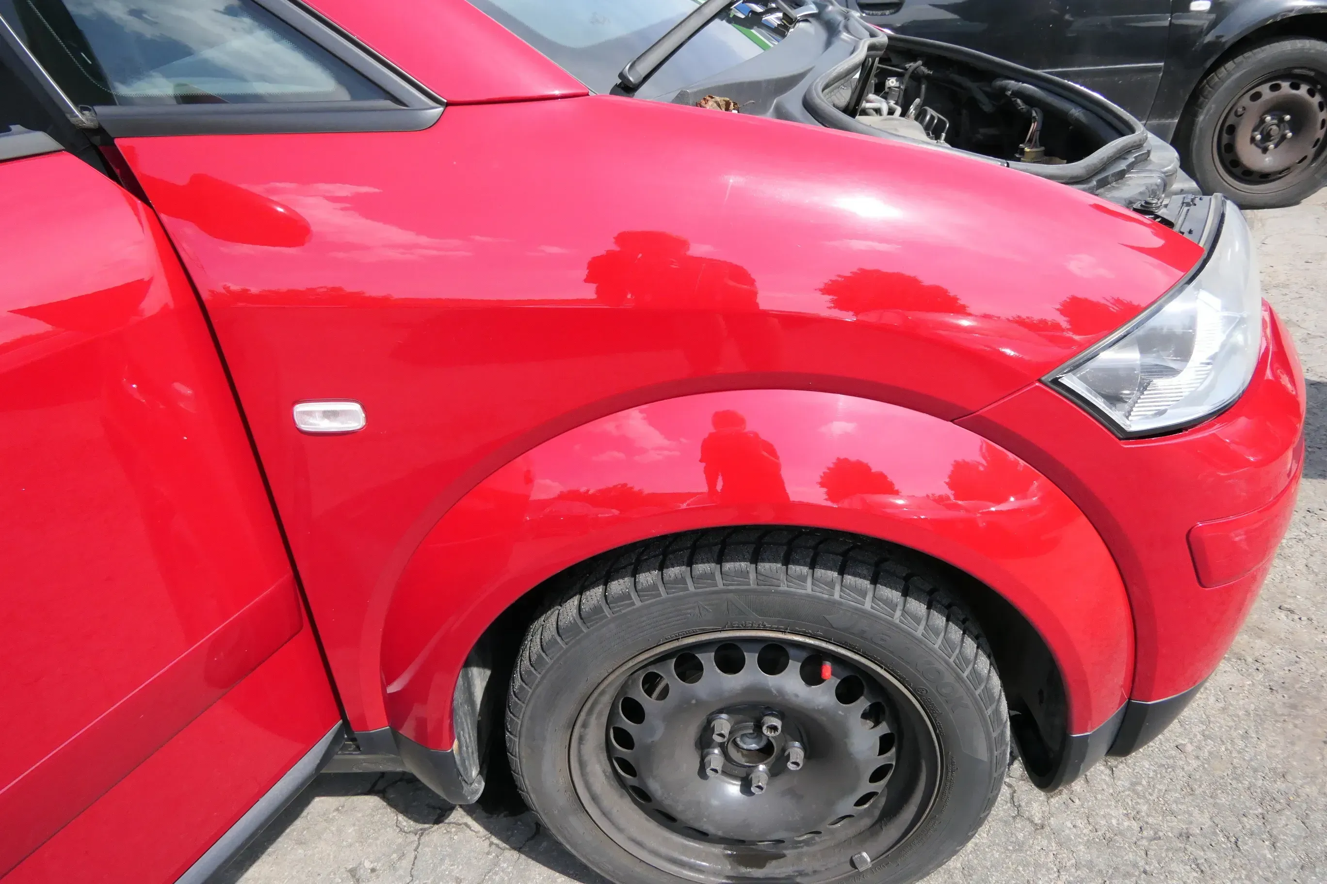 Audi A2 8Z Kotflügel vorne rechts rot LY3C - Bild 1