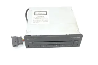 VW Touran Passat 3C CD Wechsler Changer 1T0035110A 1T0 035 110 A - Bild 1