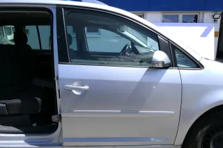 VW Touran 1T 1T3 Tür vorne rechts Beifahrertür grau silber LA7W reflexsilber 1 - Bild 1