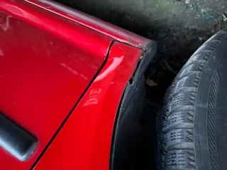 VW Golf 4 1J Kotflügel vorne links rot LY3D - kleine Hageldellen - Bild 9