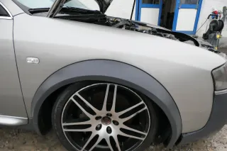 Audi A6 4Z Allroad Kotflügel vorne rechts grau + Leiste - Bild 2