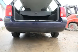 VW Passat 3B 3B5 Kombi Stoßstange hinten Heckstoßstange Stoßfänger blau LN5Y - Bild 3