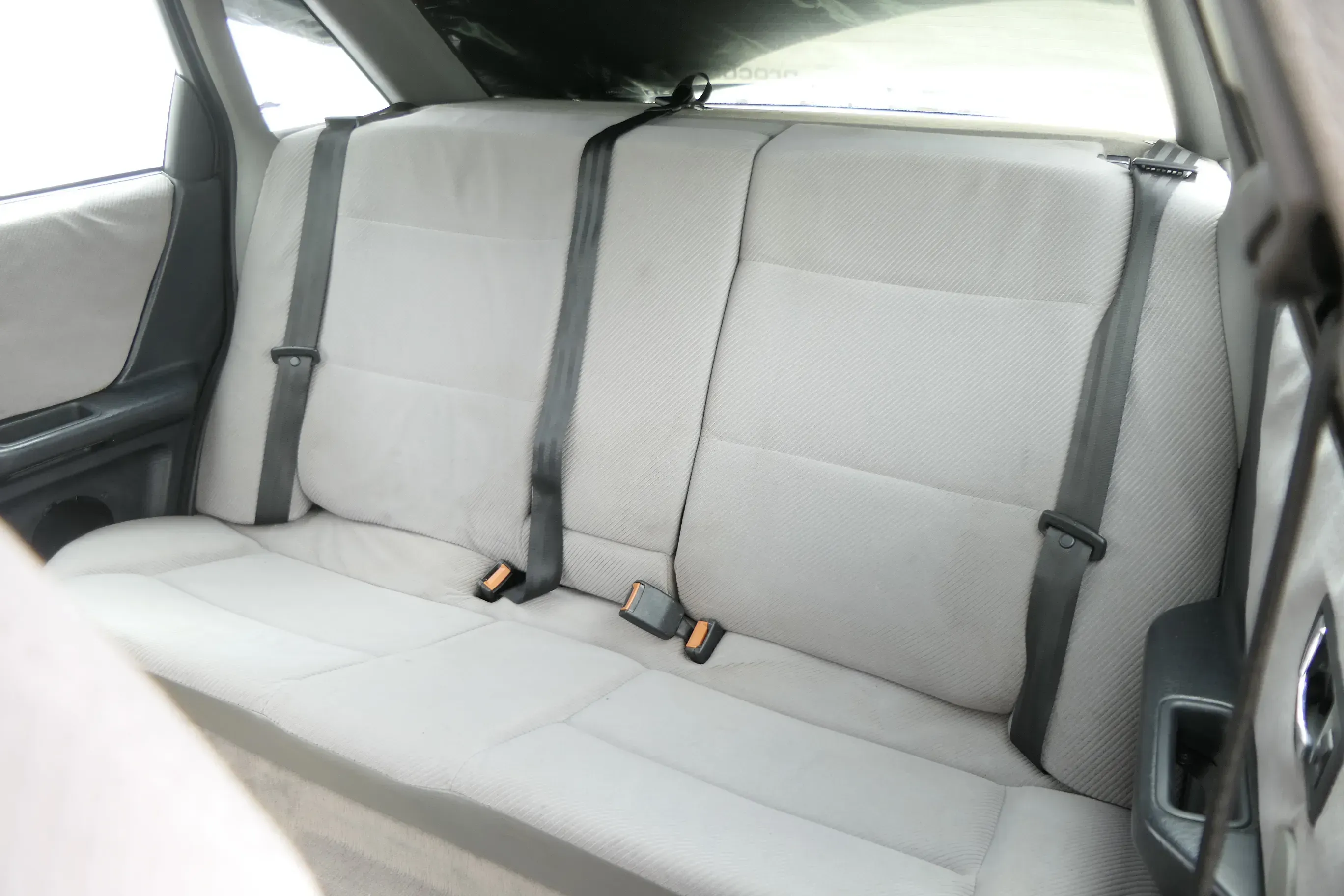 Audi 80 Limousine Sitz Rückbank Rücksitzbank hinten grau d - Bild 1
