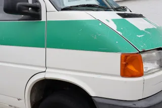 VW T4 Kotflügel vorne rechts weiß L902 - 701821022A bis 1996 - Bild 3