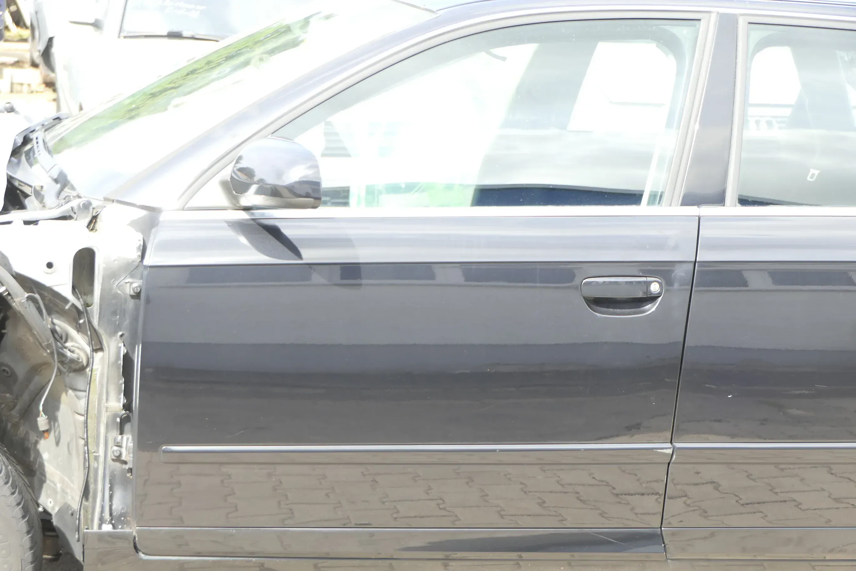 Audi A4 B7 8E Tür vorne links schwarz LZ9Y Kombi+Limo mit Rahmen - Bild 1