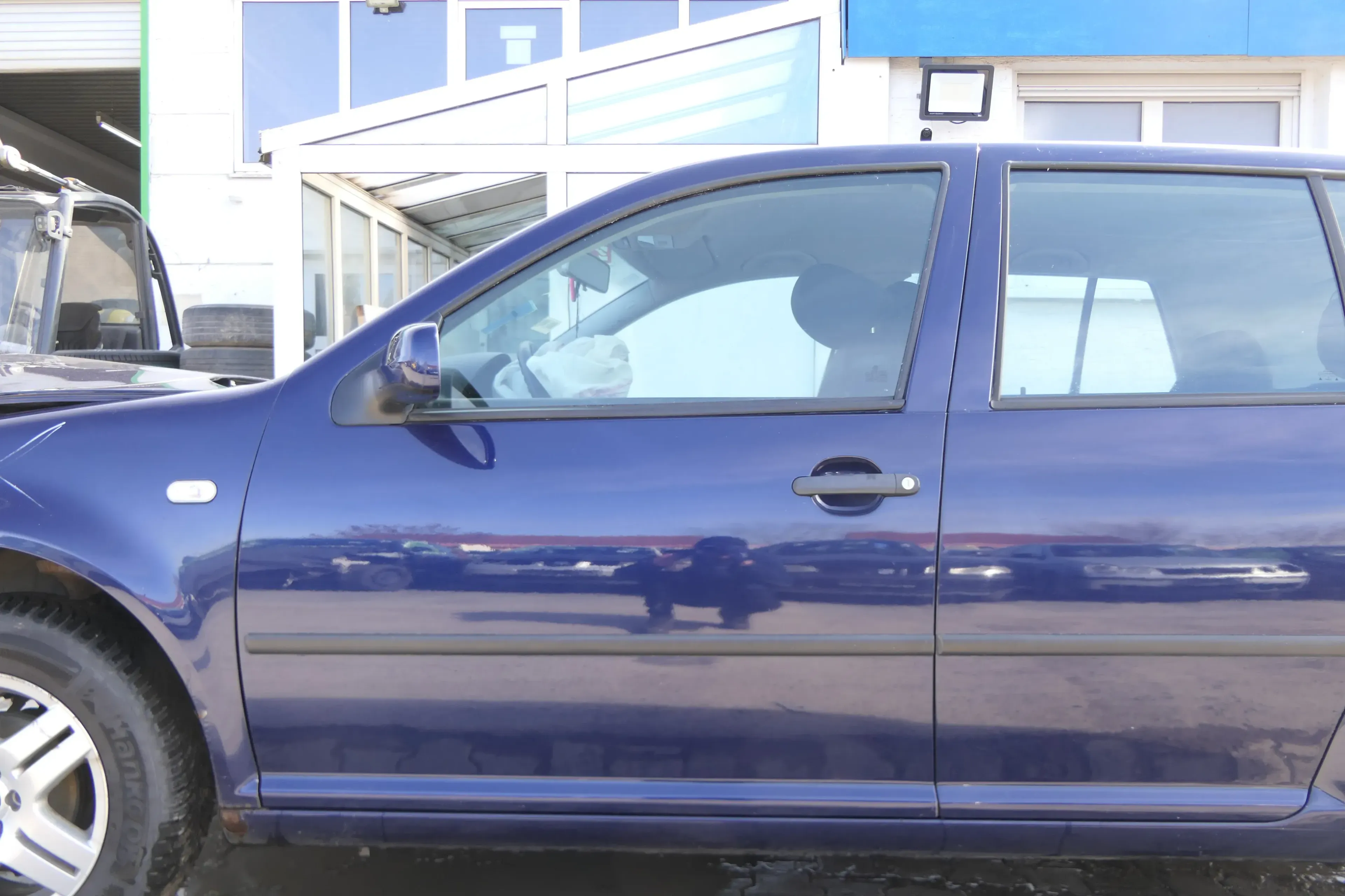 VW Golf 4 Bora Tür vorne links Fahrertür 4/5-Türer+ Kombi Avant blau LB5N ind - Bild 1