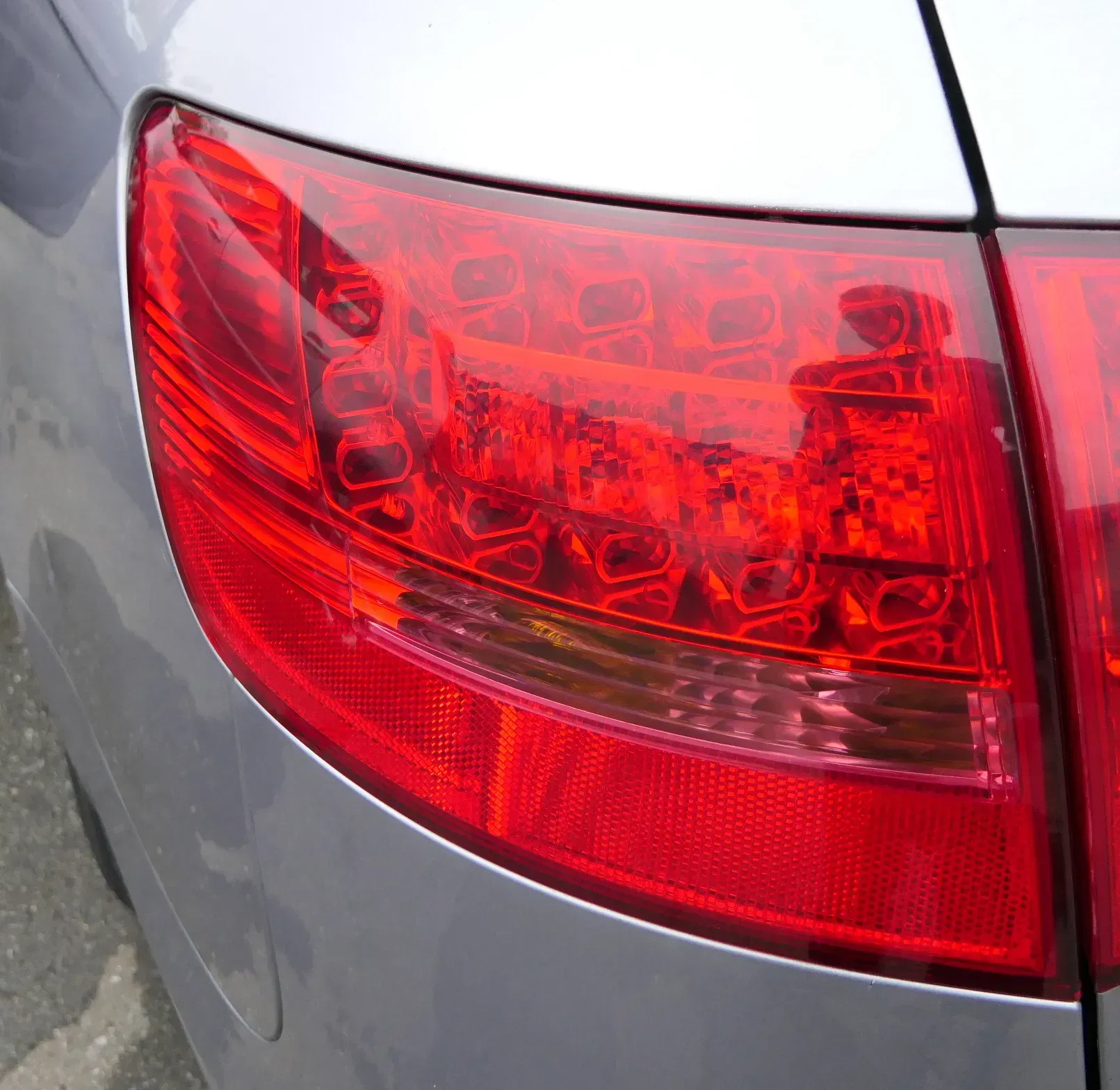 A6 4F Avant LED Rücklicht Rückleuchte Hecklicht original 4F9945095H links außen - Bild 1