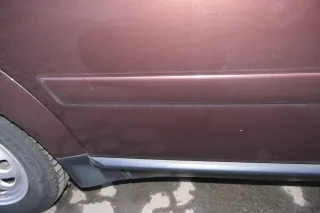 Audi A2 8Z Tür vorne rechts rot braun LZ3R -mit Rahmen, Scheibe und Fensterheber - Bild 6
