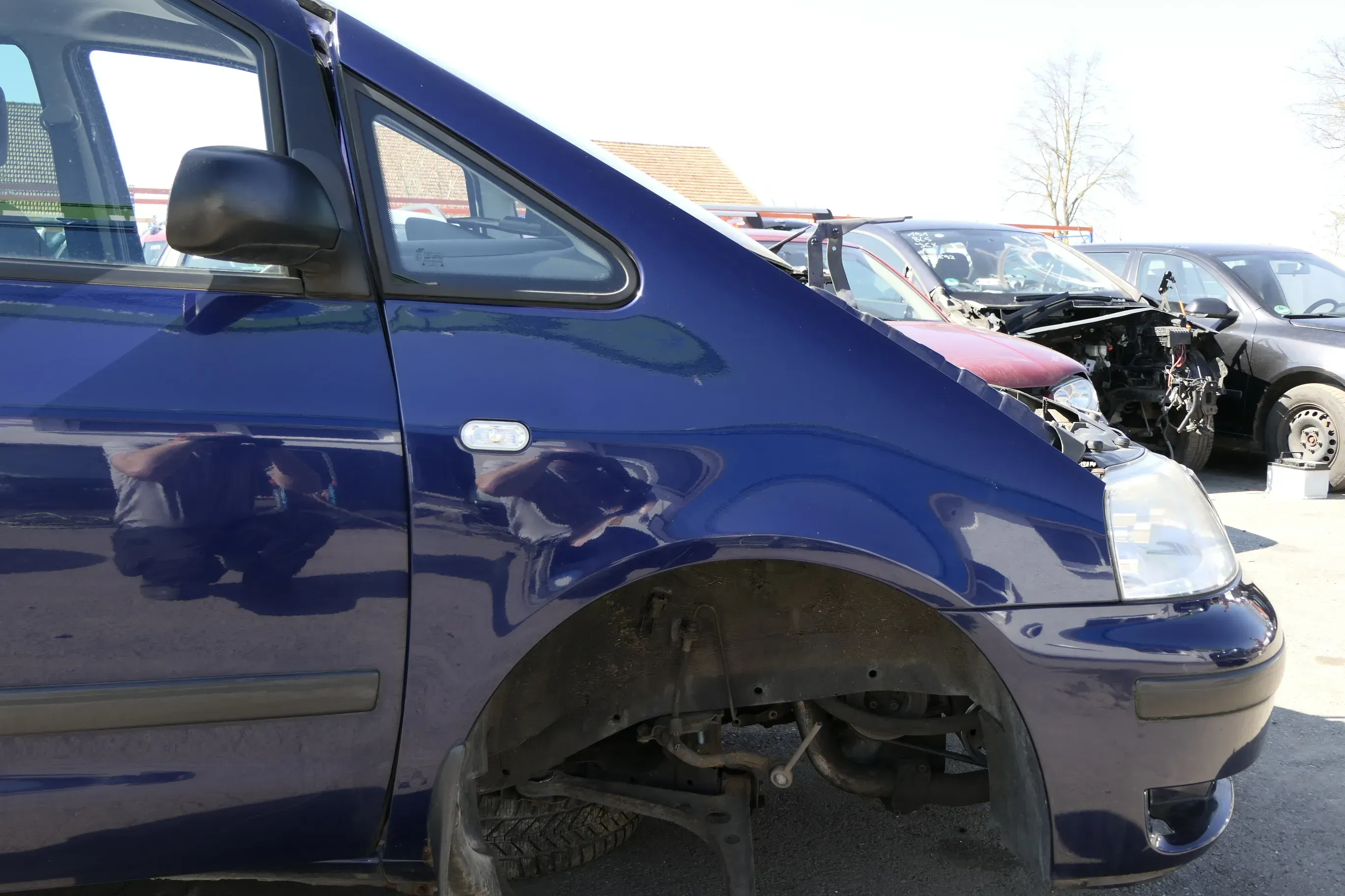 VW Sharan Kotflügel rechts vorne blau LB5N - 2000-2009 Facelift - Bild 1