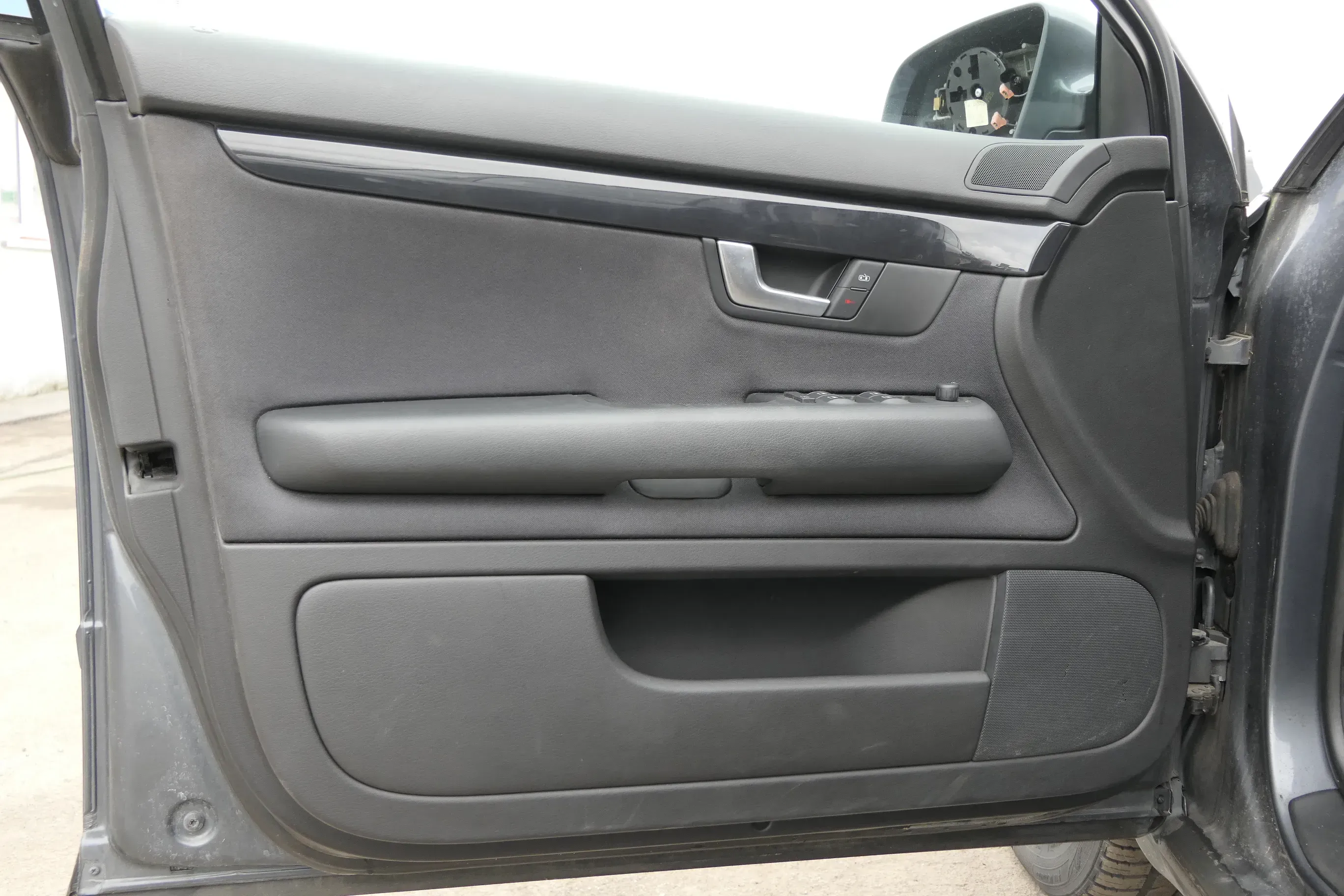 4x Audi A4 8E B6 Türverkleidung Verkleidung Tür vorne +hinten links schwarz soul - Bild 1
