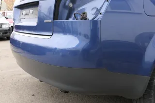 Audi A4 8E B6 Limousine Stoßstange hinten mit Spoiler blau LZ5W - Bild 3