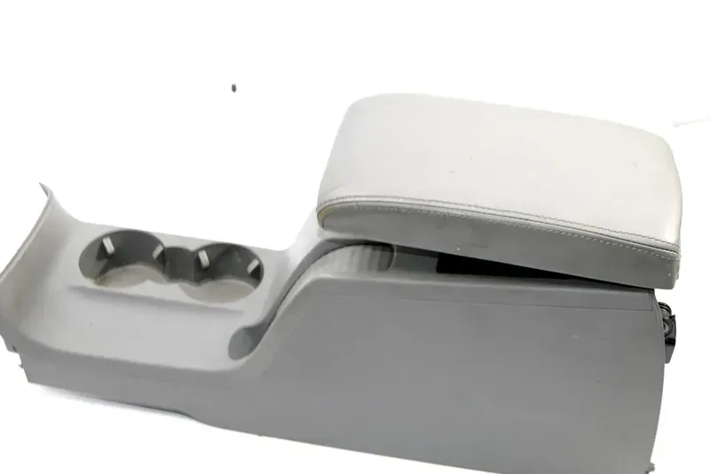 VW Passat 3BG Mittelarmlehne Armlehne Fach Lehne Mittelkonsole Leder grau - Bild 1