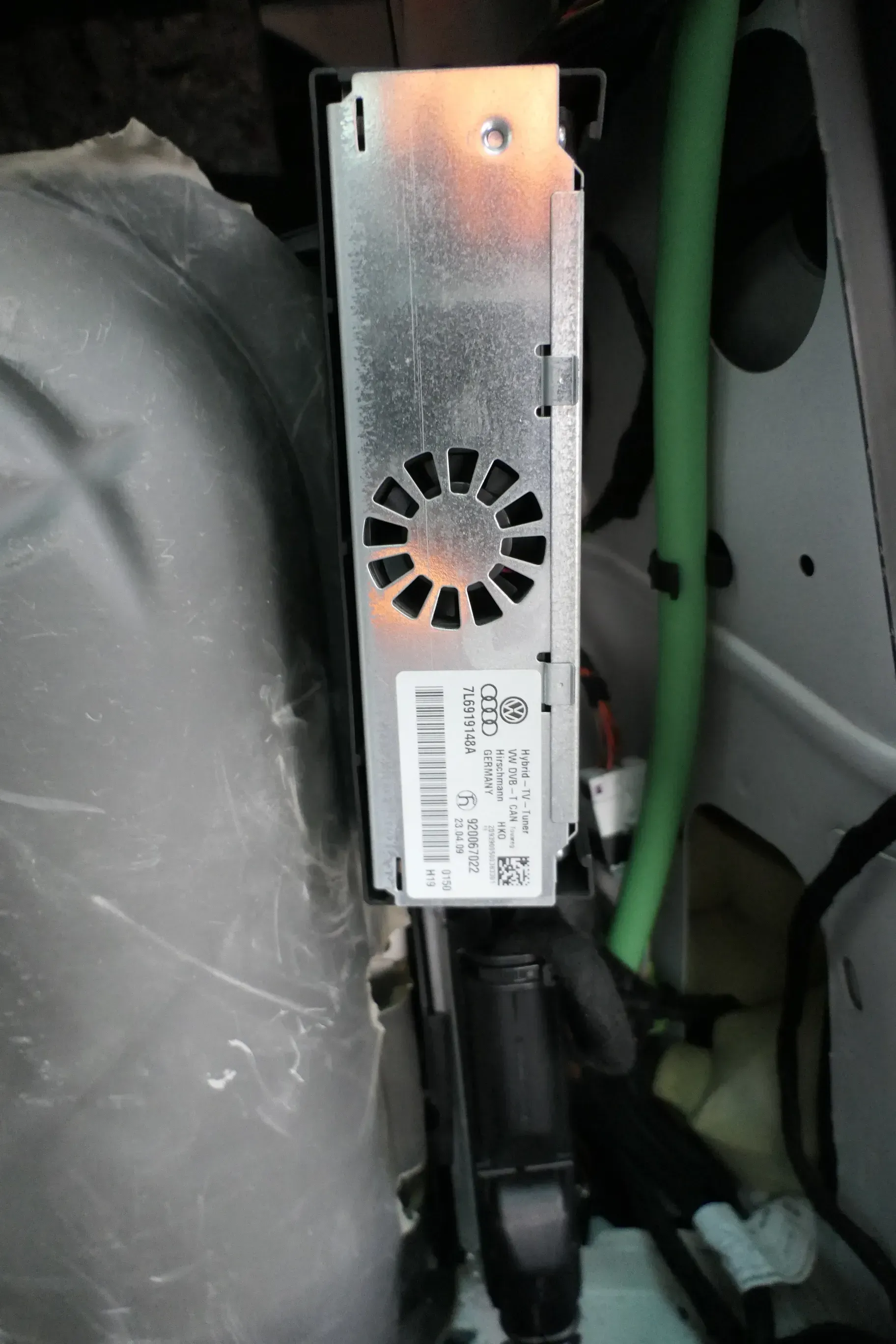 VW Touareg 7L Steuergerät TV DVB-T Hybrid Tuner 7L6919148A - Bild 1