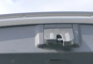 VW Polo 6R Heckschloß Schloß unten an der Heckklappe 6R0827505A /E Fanghaken - Bild 2