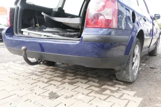 VW Passat 3BG Kombi Variant Stoßstange hinten Heckstoßstange blau LB5N - Bild 4