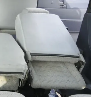 VW T4 Sitz hinten rechts 1. Reihe Lehne Rücksitz (Multivan Caravelle) Stoff - Bild 2