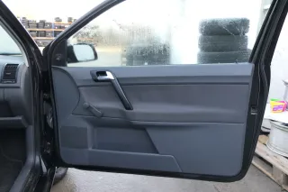 1x VW Polo 9N Türverkleidung Verkleidung Tür vorne rechts 2/3-Türer Beifahrertür - Bild 1
