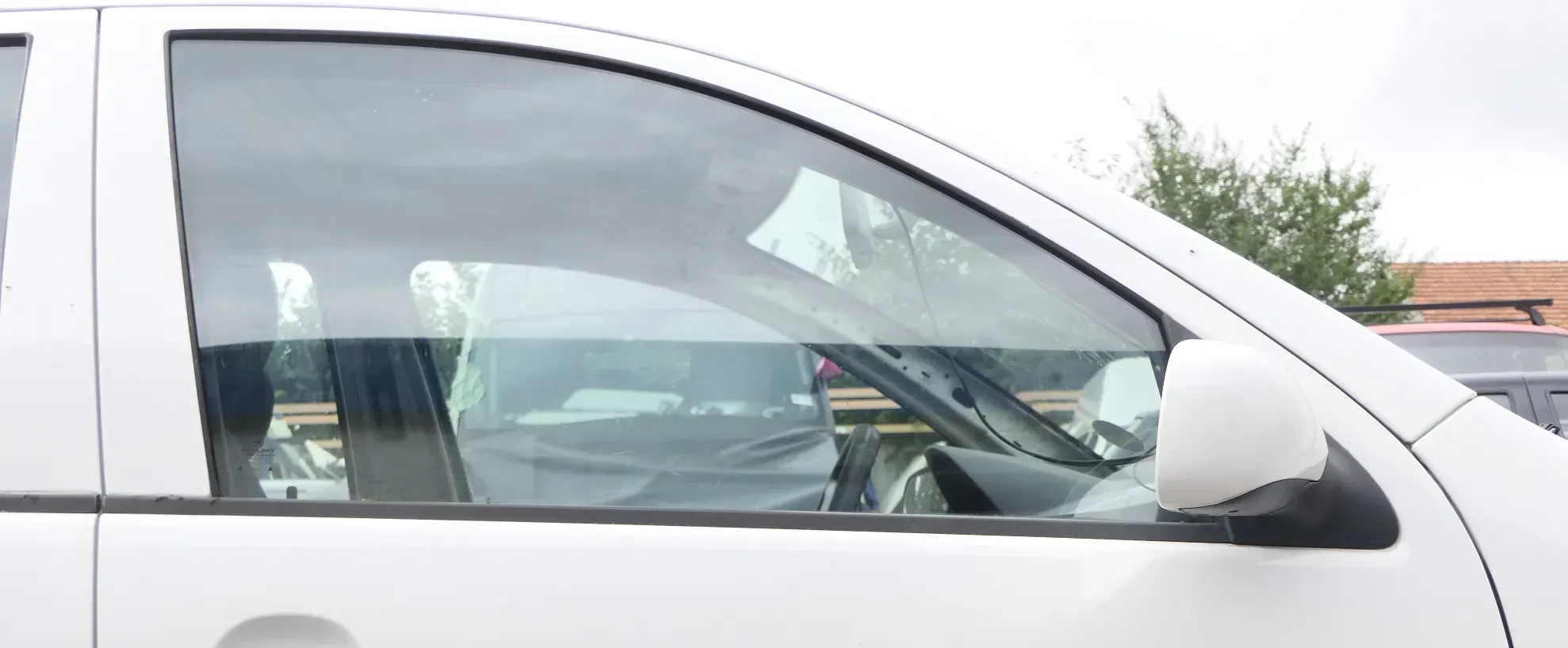 Skoda Fabia 6Y vorne rechts Fenster Scheibe in Tür Fensterscheibe 4/5-Türer - Bild 1