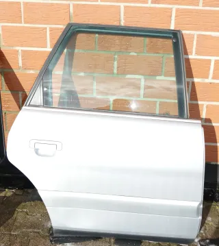 Audi A6 4A C4 Tür Türblatt hinten rechts silber LY7M Kombi Avant - Bild 1