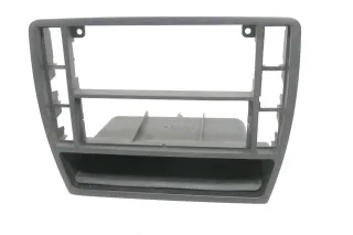 VW Passat 3B 3BG Mittelkonsole Verkleidung um Radio schwarz 3B0858069K / BR - Bild 2