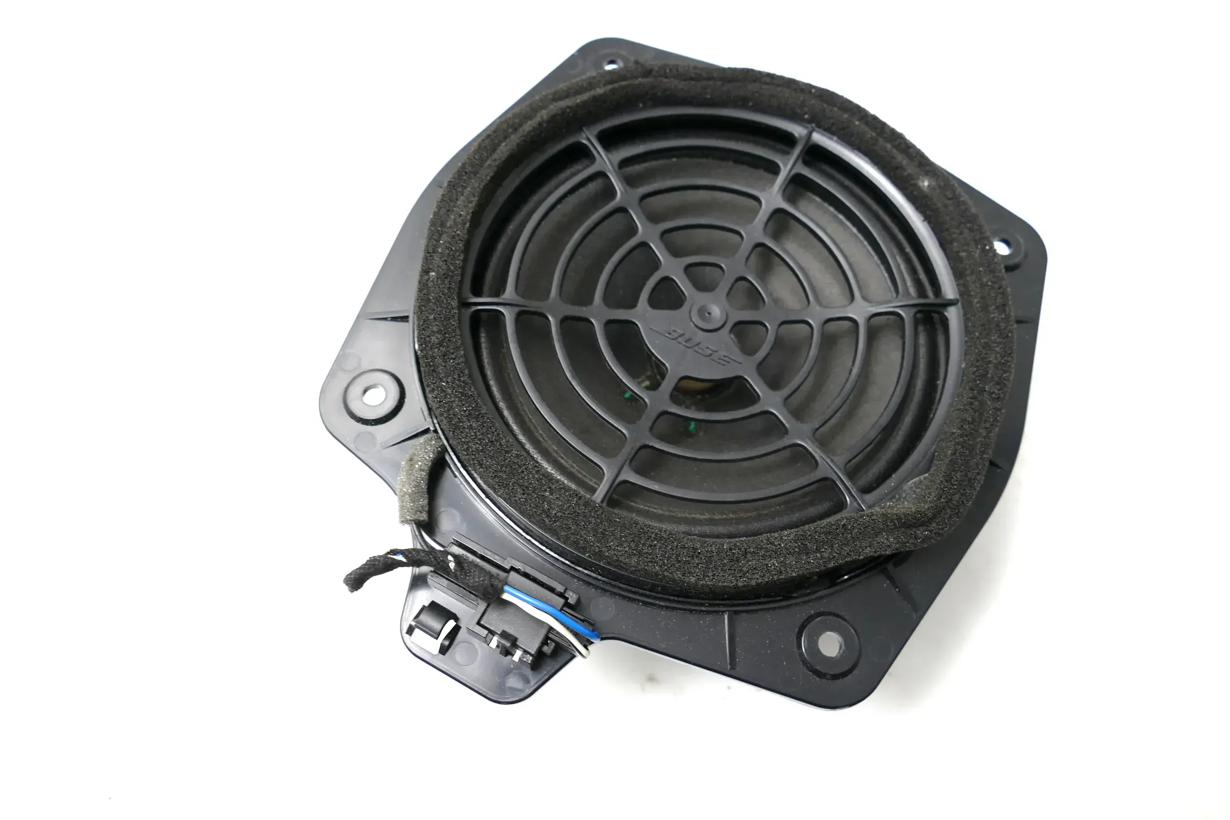Audi A3 8P 2/3-Türer Box Lautsprecher 8H0035411A Bose hinten - Bild 1